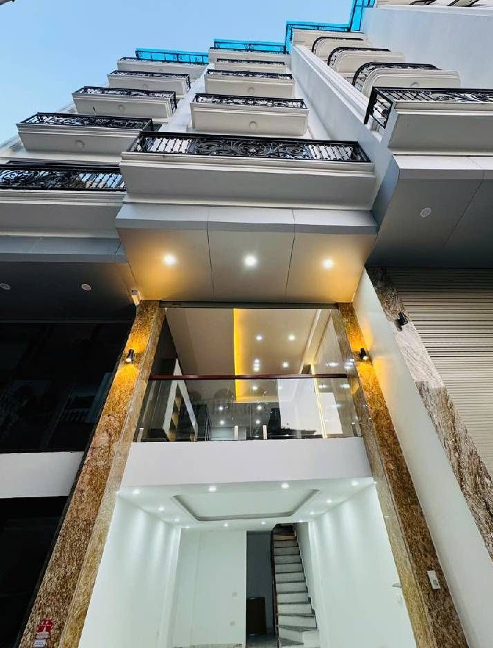 SIÊU PHẨM  7 TẦNG, THANG MÁY –PHÚ THƯỢNG, TÂY HỒ - NỘI THẤT SỊN, OTO ĐỖ CỬA – GIÁ 11 TỶ.